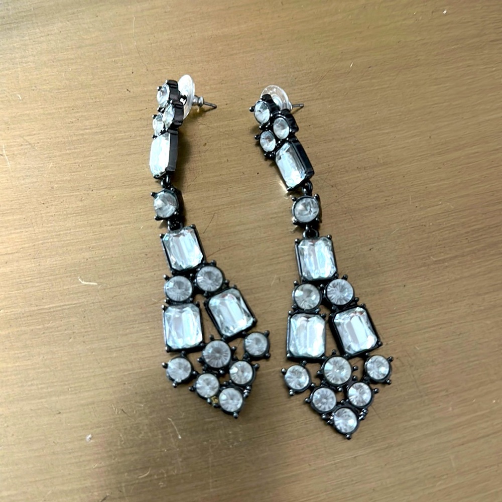 Gorgeous earrings 🤍